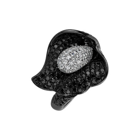 Prsten s černými a bílými diamanty Taiza