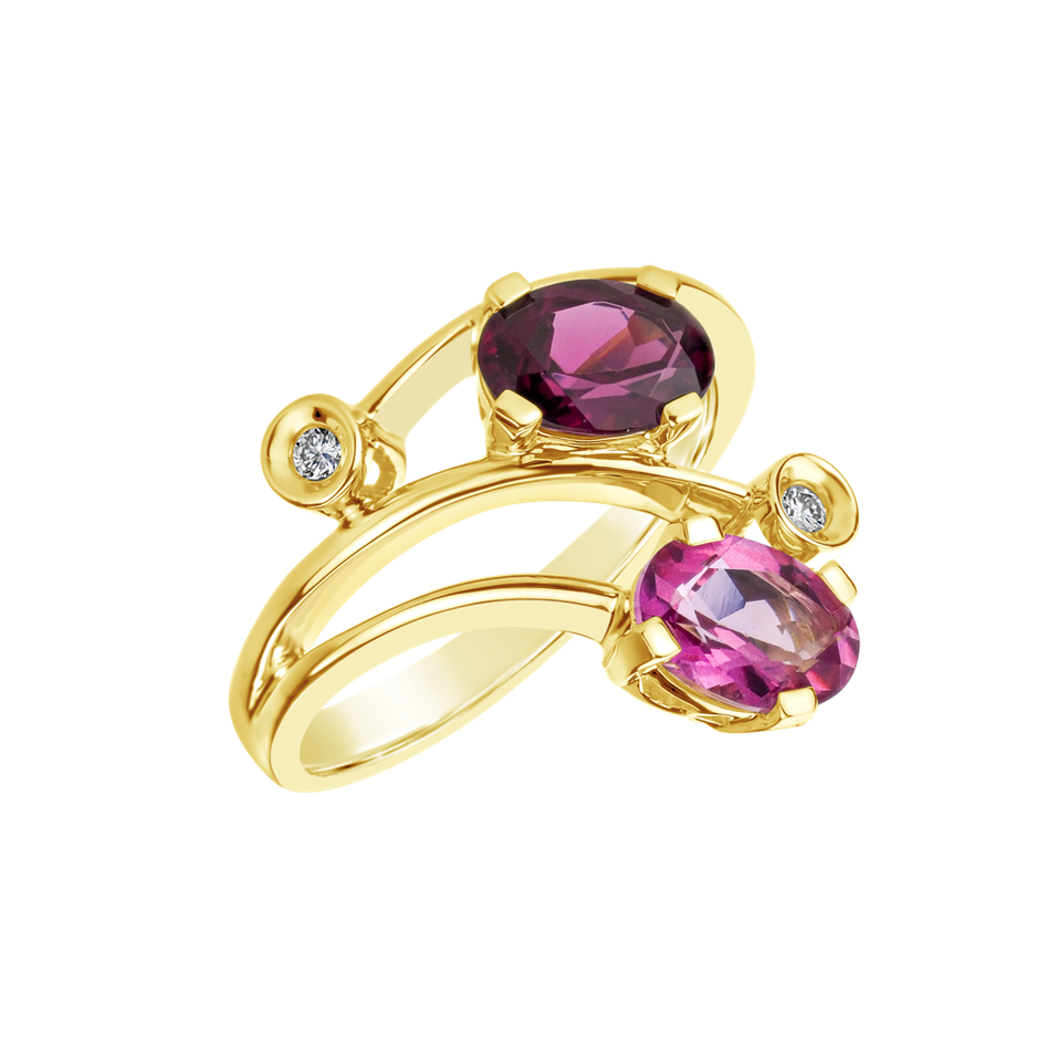 Prsten s diamanty, topazem a rhodolitem Magic Flower