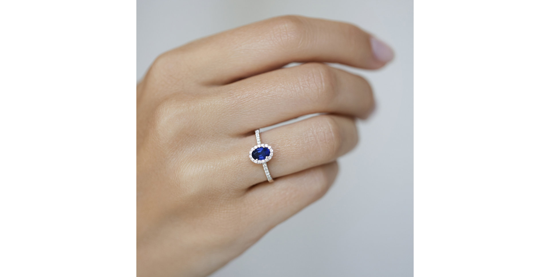 Prsten se safírem a diamanty Princess Desperation
