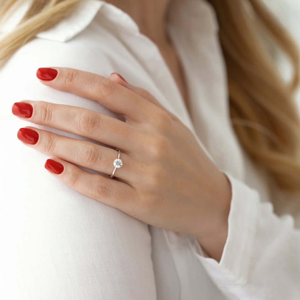 Prsten s diamantem Star Temptation