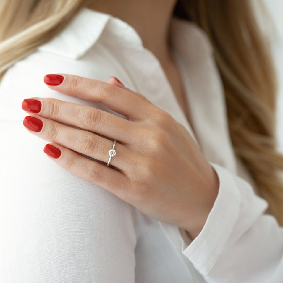 Prsten s diamantem Star Temptation