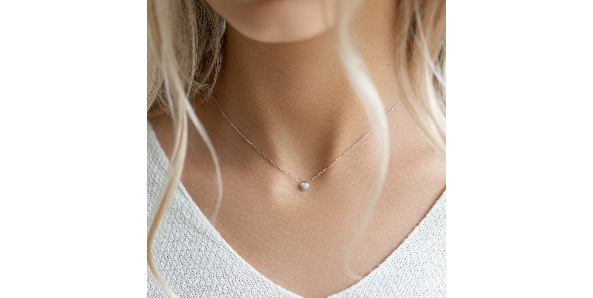 Náhrdelník s diamantem Secret Drop