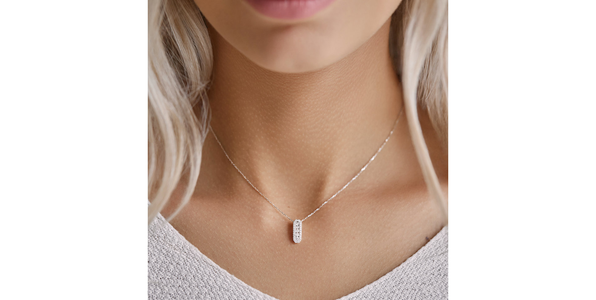 Přívěs s diamanty a rubíny Aristocratic Vision