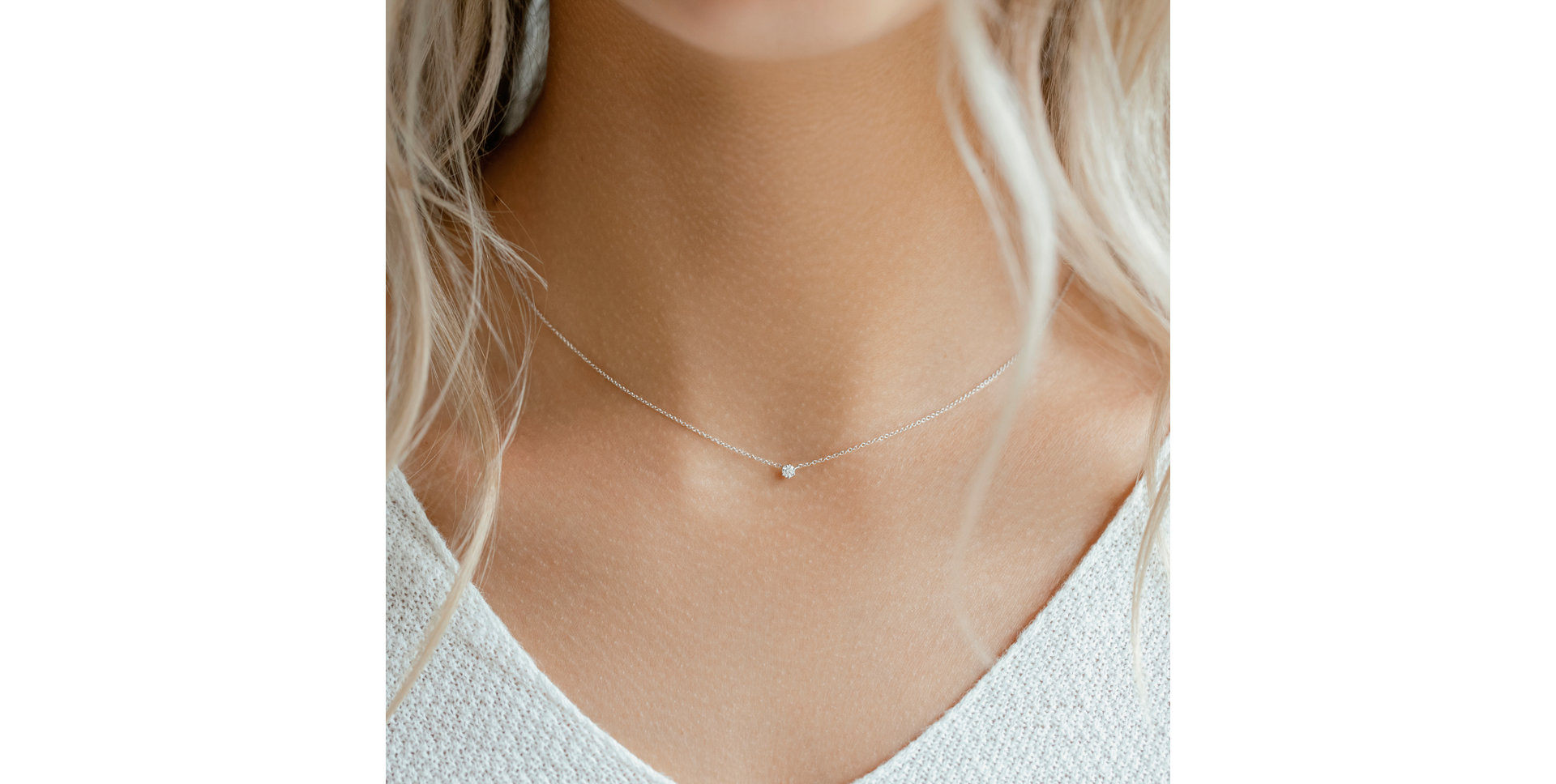 Náhrdelník s diamantem Essential Drop