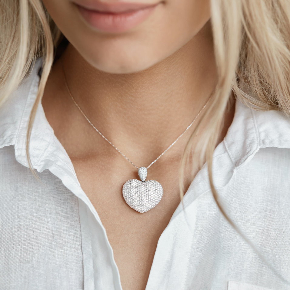 Přívěs s hnědými diamanty Heart Brilliance