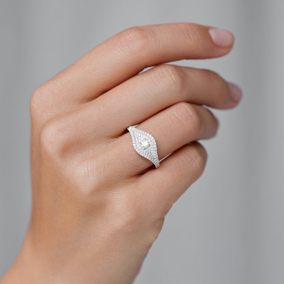 Prsten s safírem a diamanty Bright Vision