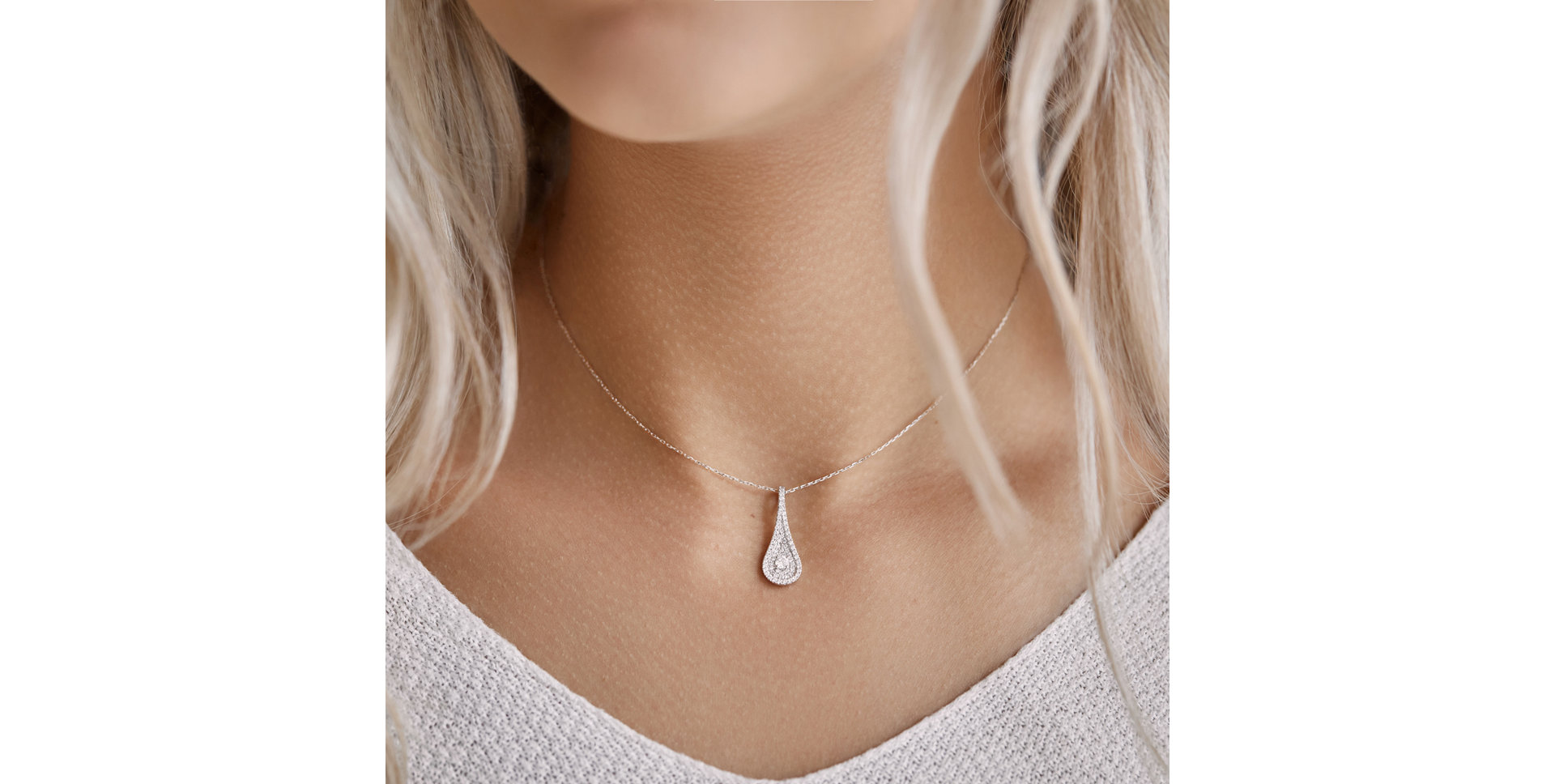 Přívěs s rhodolitem a diamanty Classy Drop