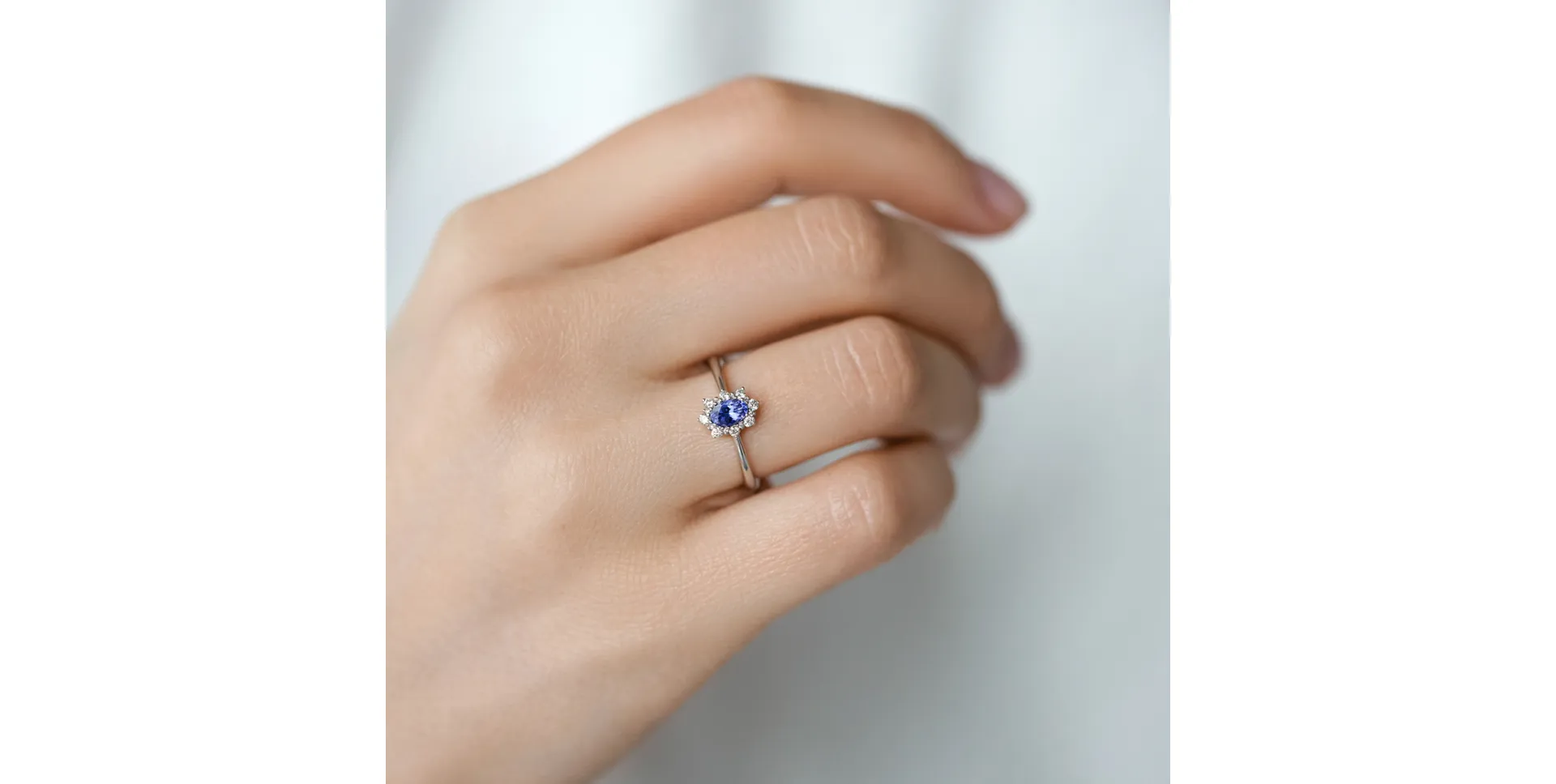 Prsten s tanzanitem a diamanty Trixie Princess