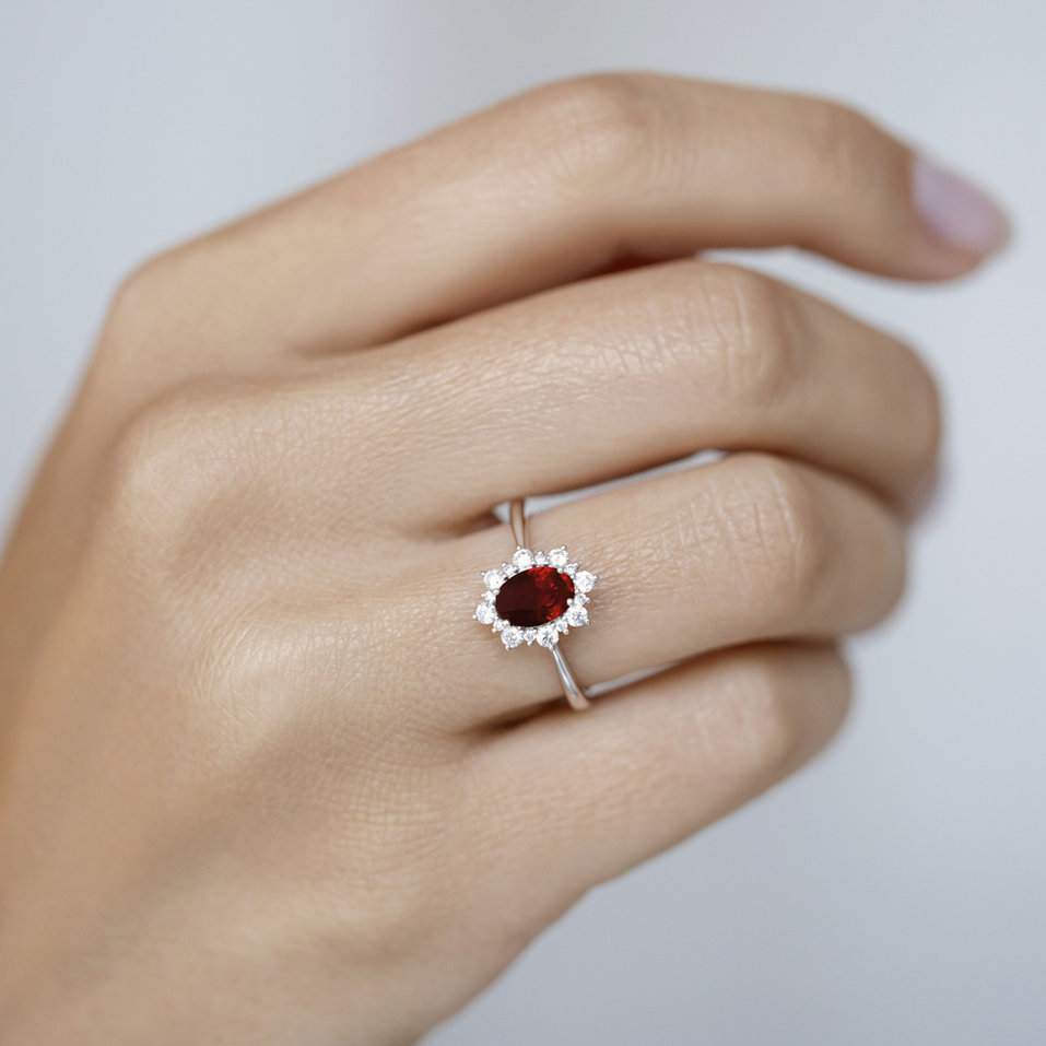 Prsten s rubínem a diamanty Trixie Princess