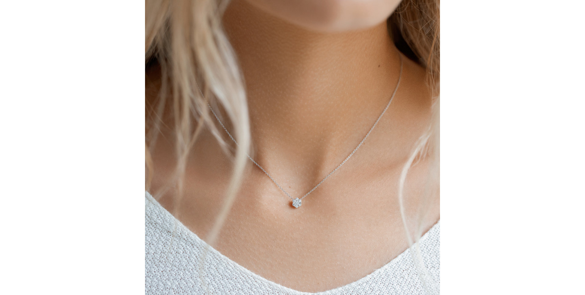 Náhrdelník s diamanty Shiny Flower