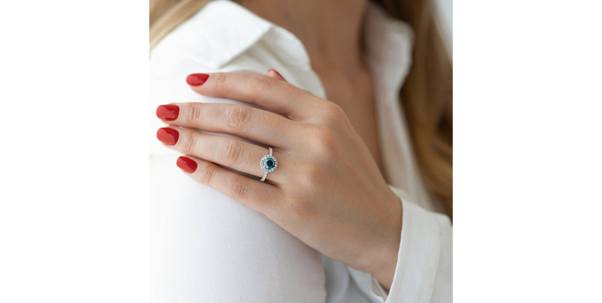 Prsten s modrým diamantem a bílými diamanty Blue Glow