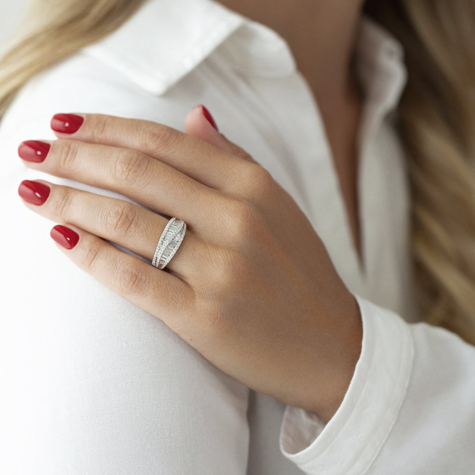 Prsten s diamanty Princess Luciana