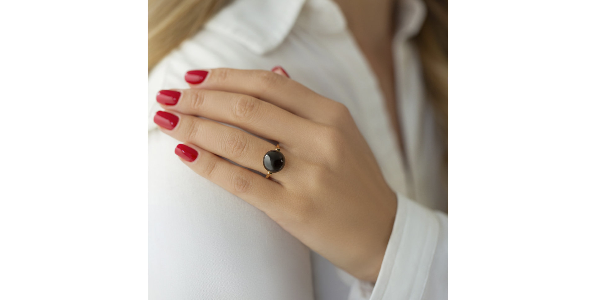 Prsten s chalcedonem Sweet Embrace