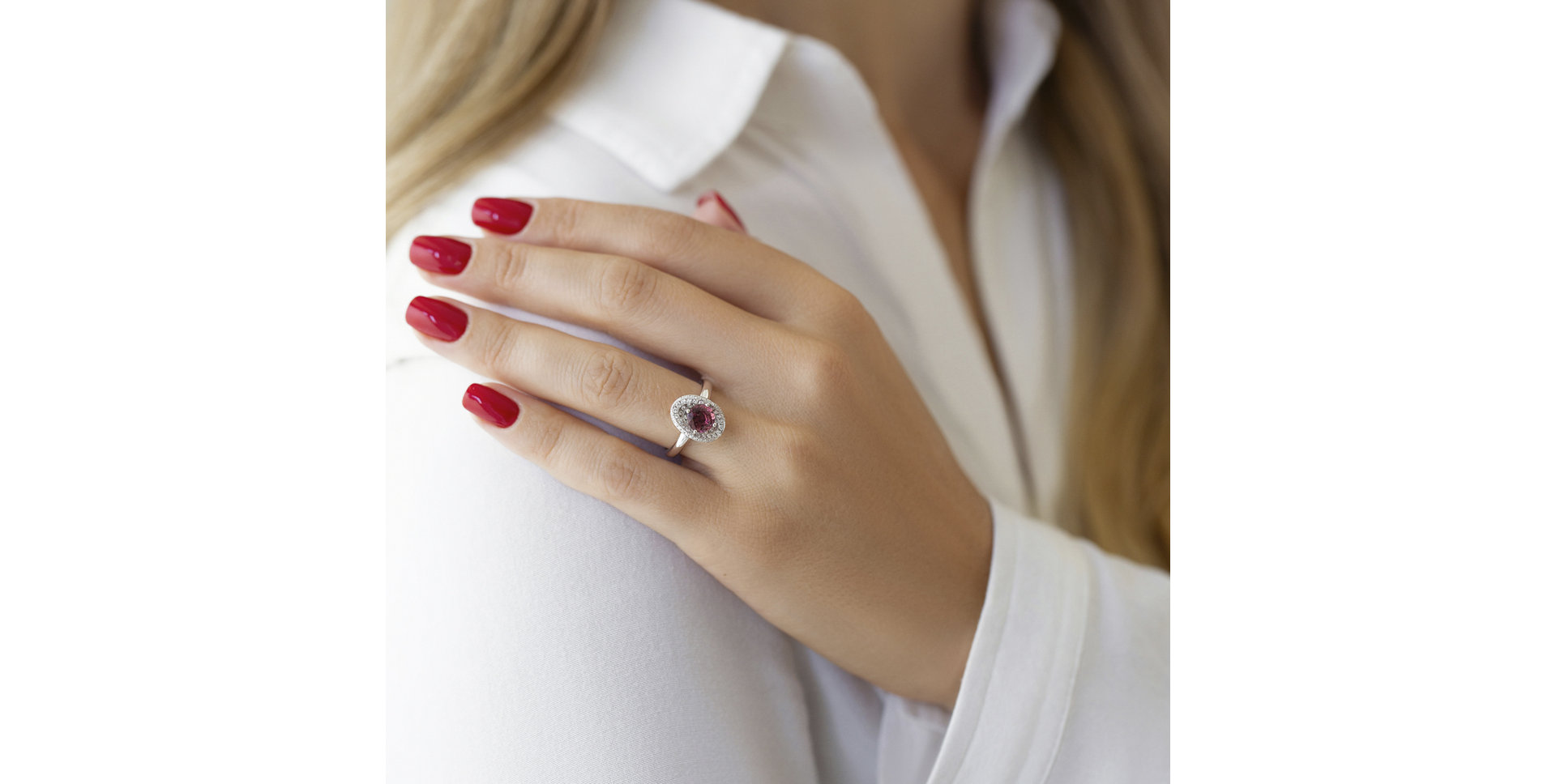 Prsten s černými a bílými diamanty Baroque Fairytale