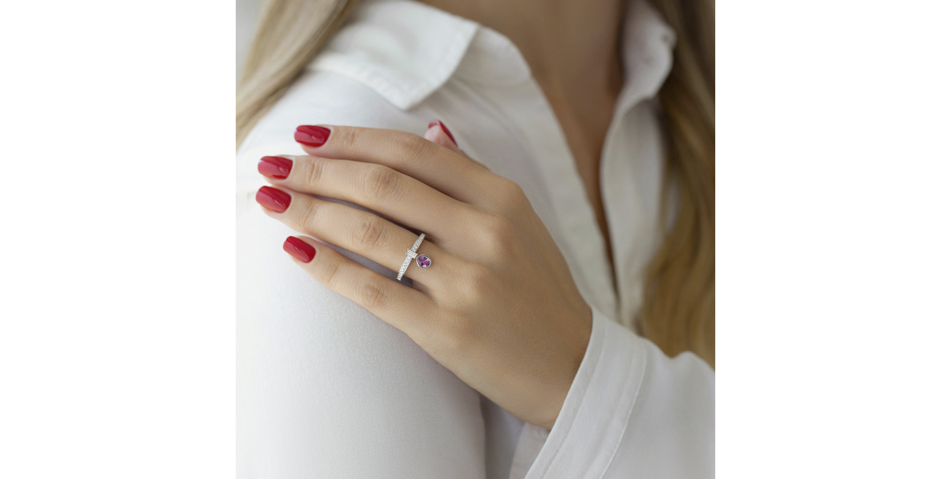 Prsten s safírem a diamanty Verona