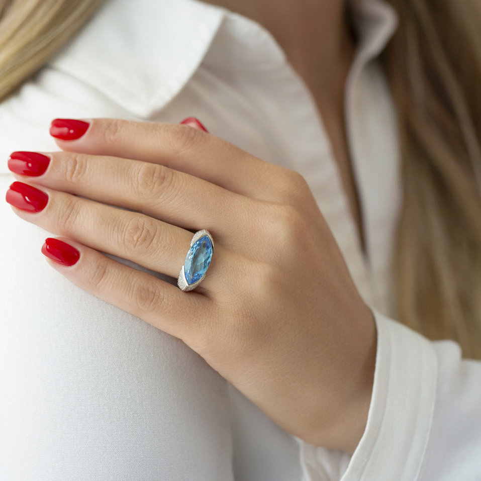 Prsten s topazem a diamanty Fiona