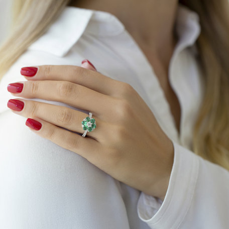 Prsten s diamanty a smaragdy Daleyza