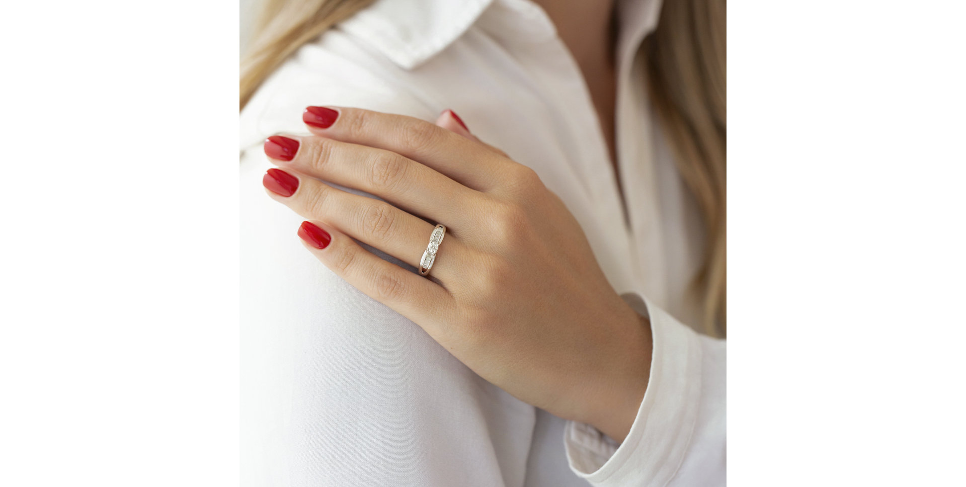 Prsten s diamanty Leiana