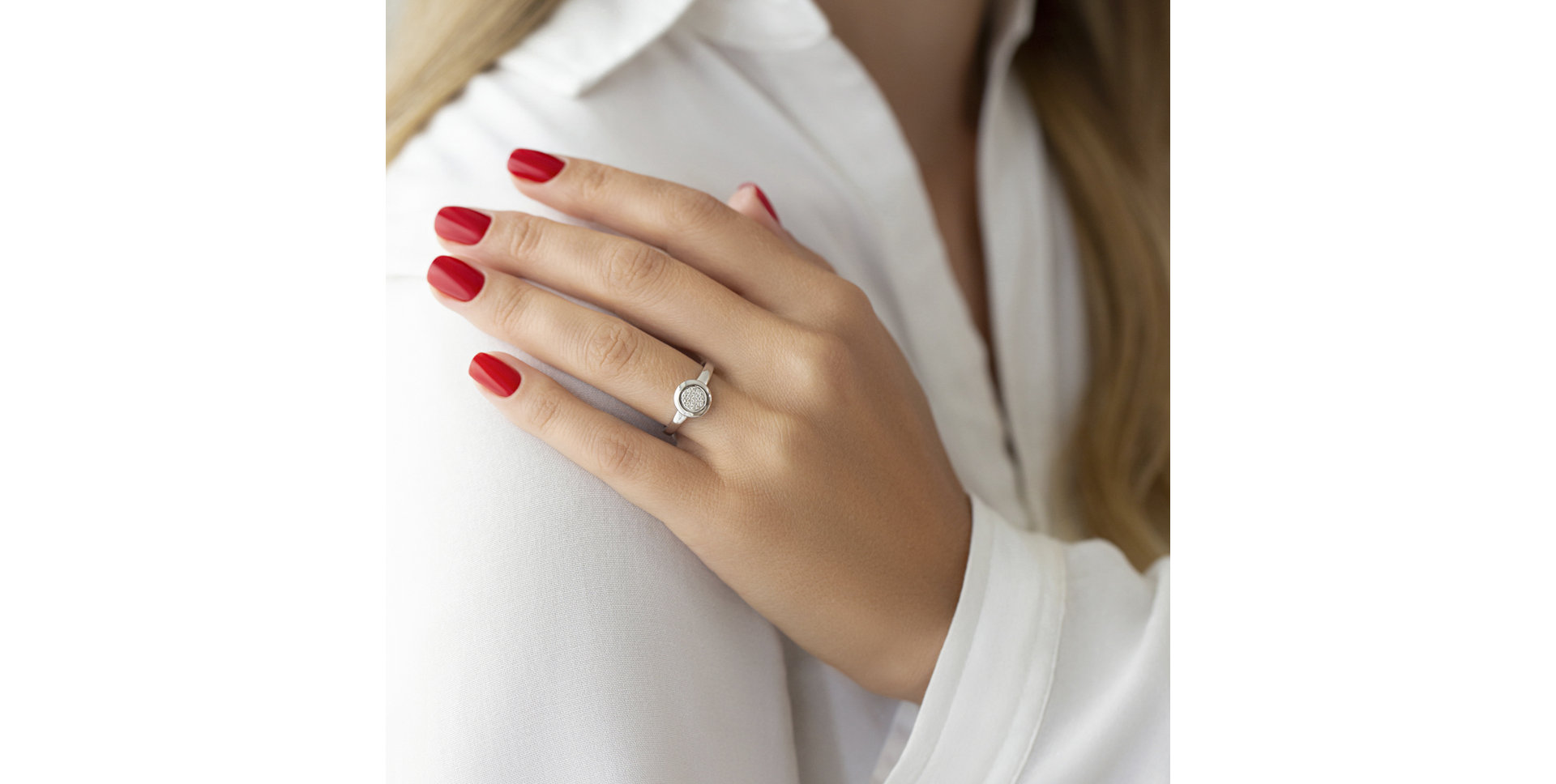 Prsten s diamanty Hallucinate