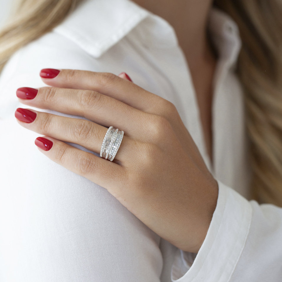 Prsten s diamanty Laétitia