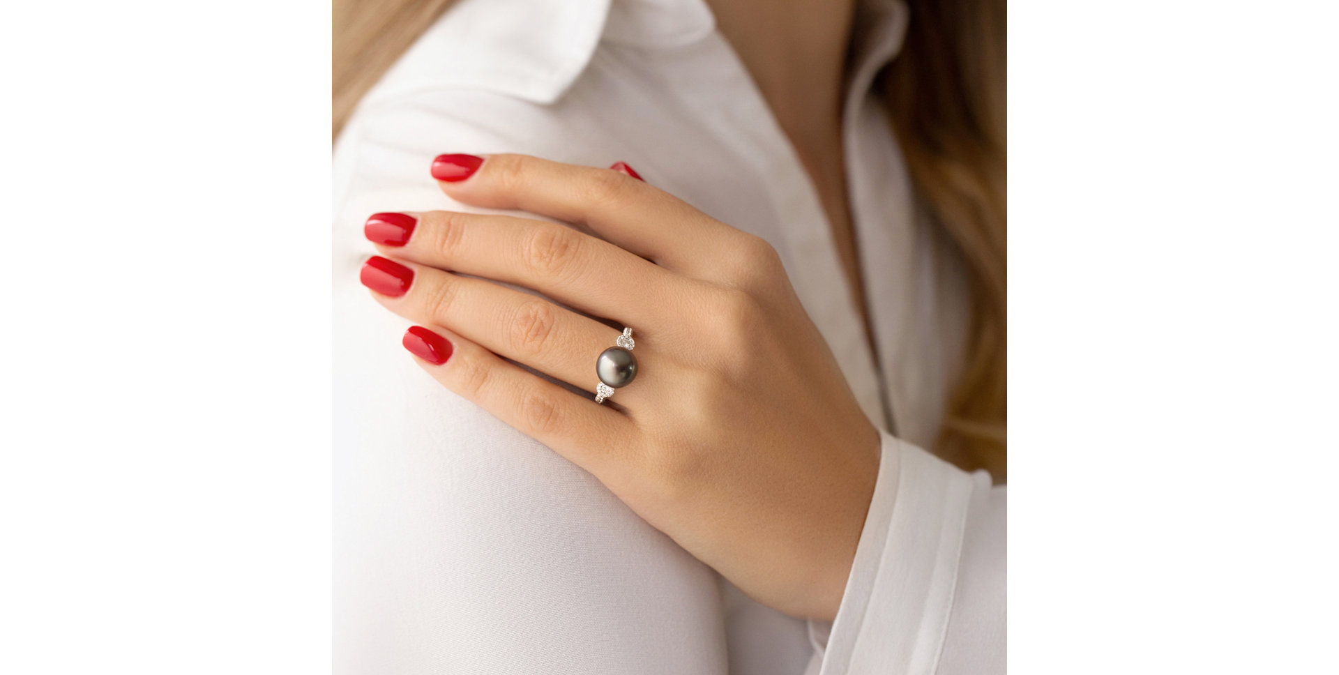 Prsten s perlou a diamanty Trina