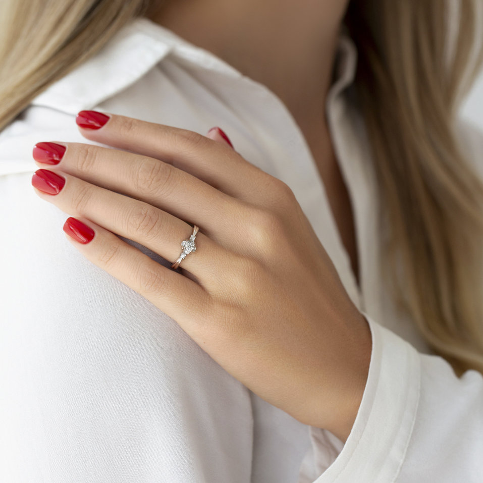 Prsten s diamanty Léger