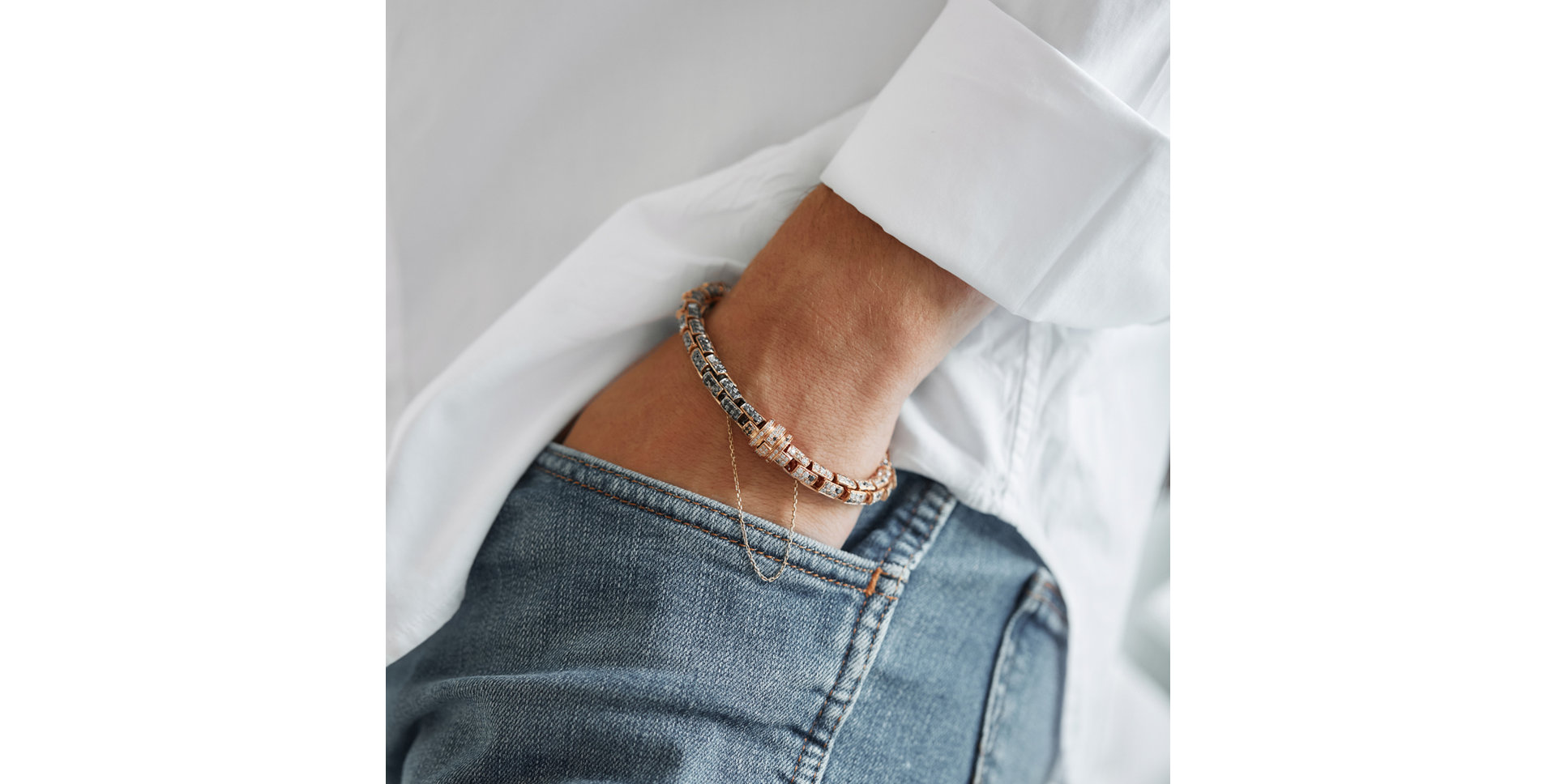 Náramek s bílými, hnědými a černými diamanty Royal Ambassador