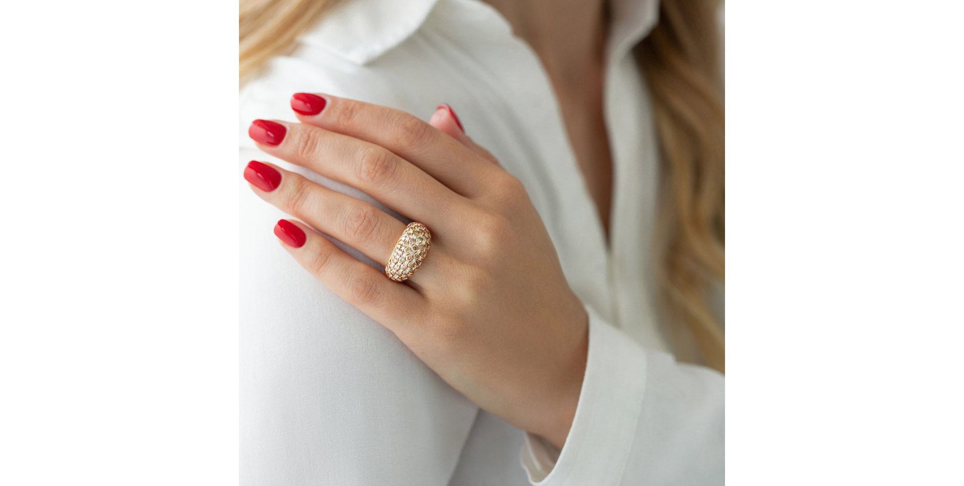 Prsten s bílými a hnědými diamanty Candi