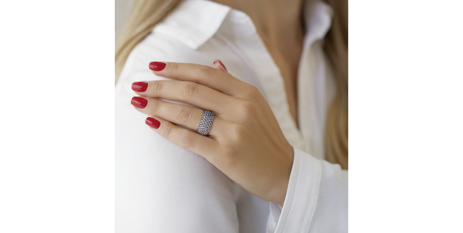 Prsten se safíry Altha