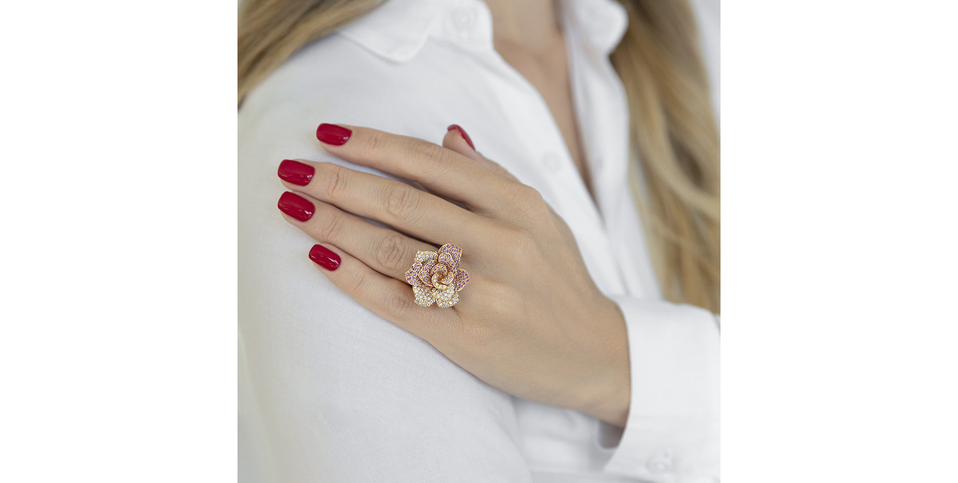 Prsten s diamanty a safíry Heavenly Magnolia