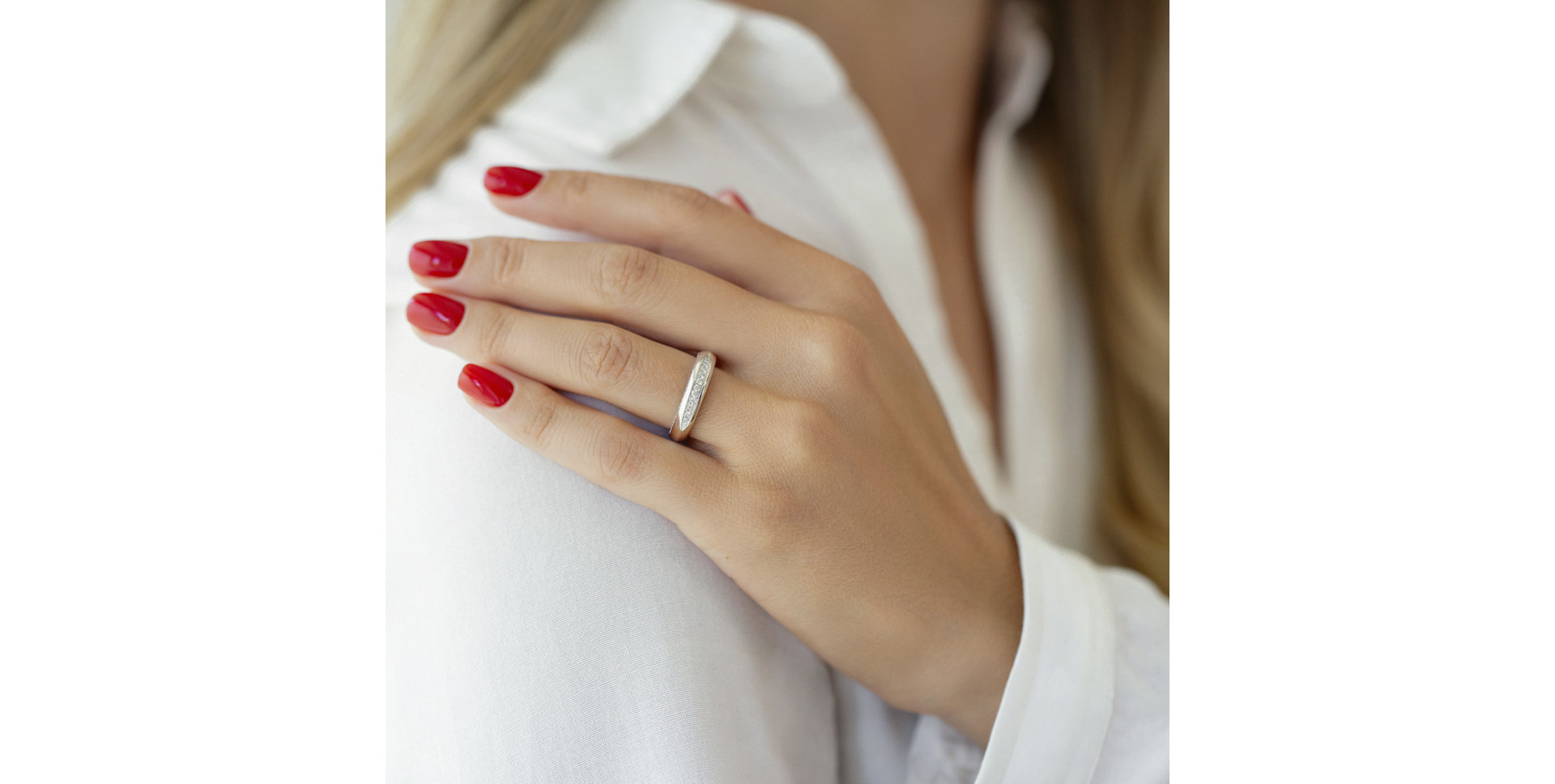 Prsten s diamanty Global Goodness