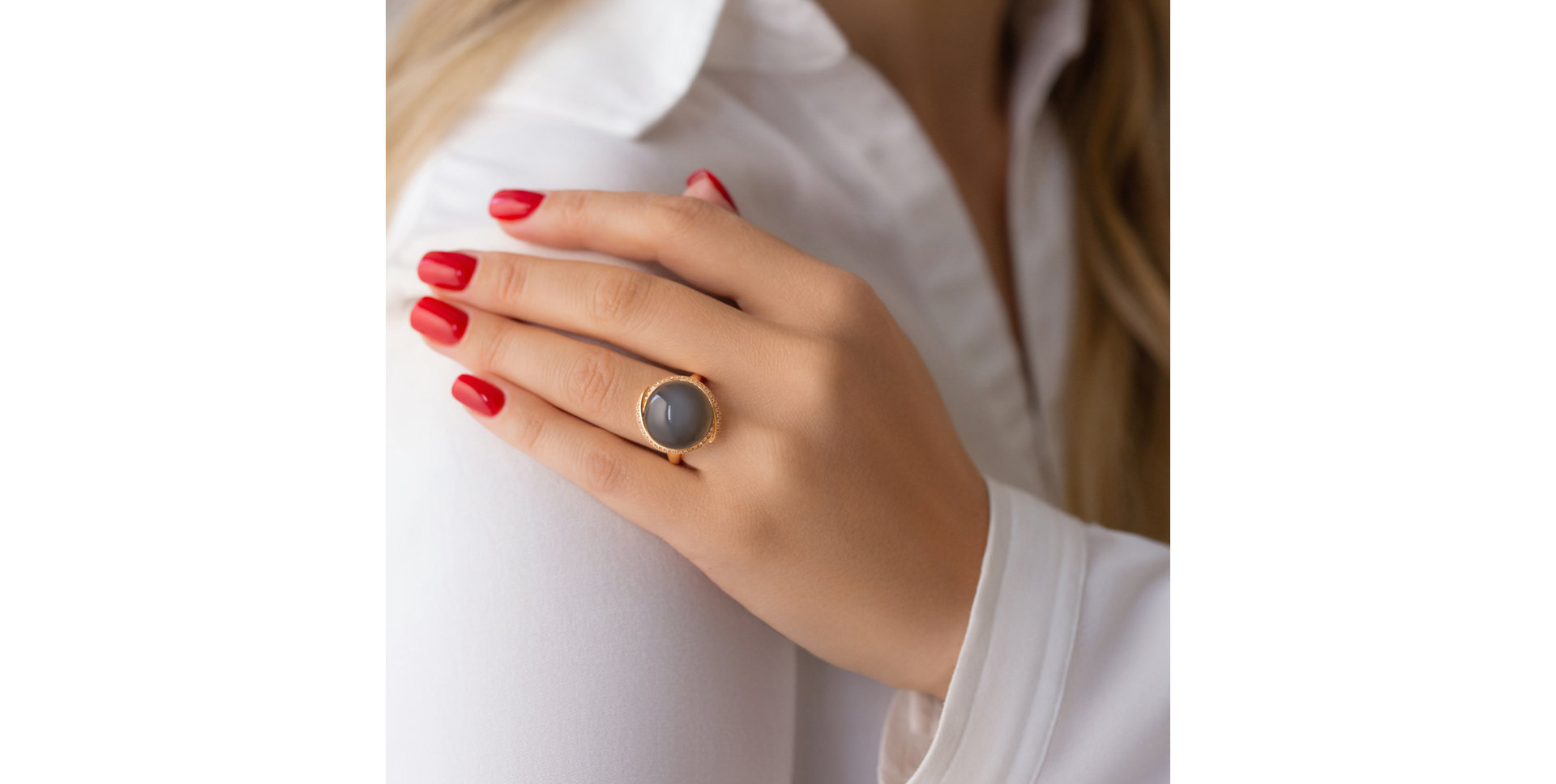 Prsten s měsíčním kamenem a diamanty Night Eye