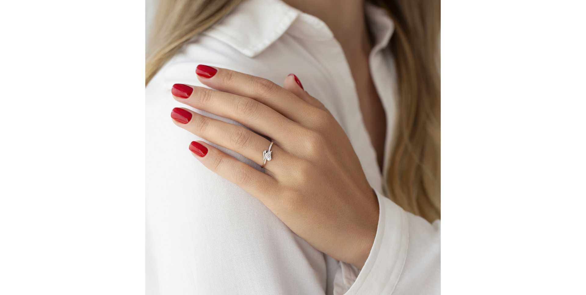 Prsten s diamantem Love Rhytm