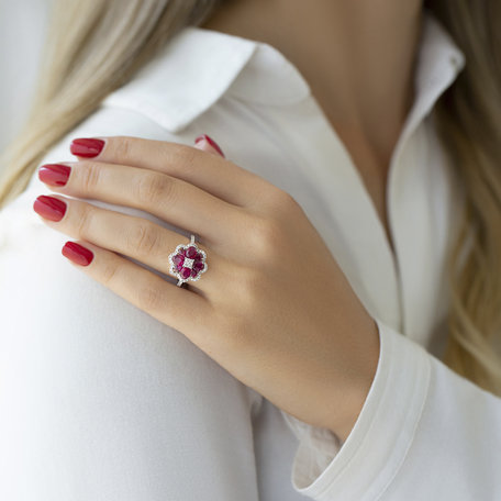 Prsten s diamanty a rubíny Faye