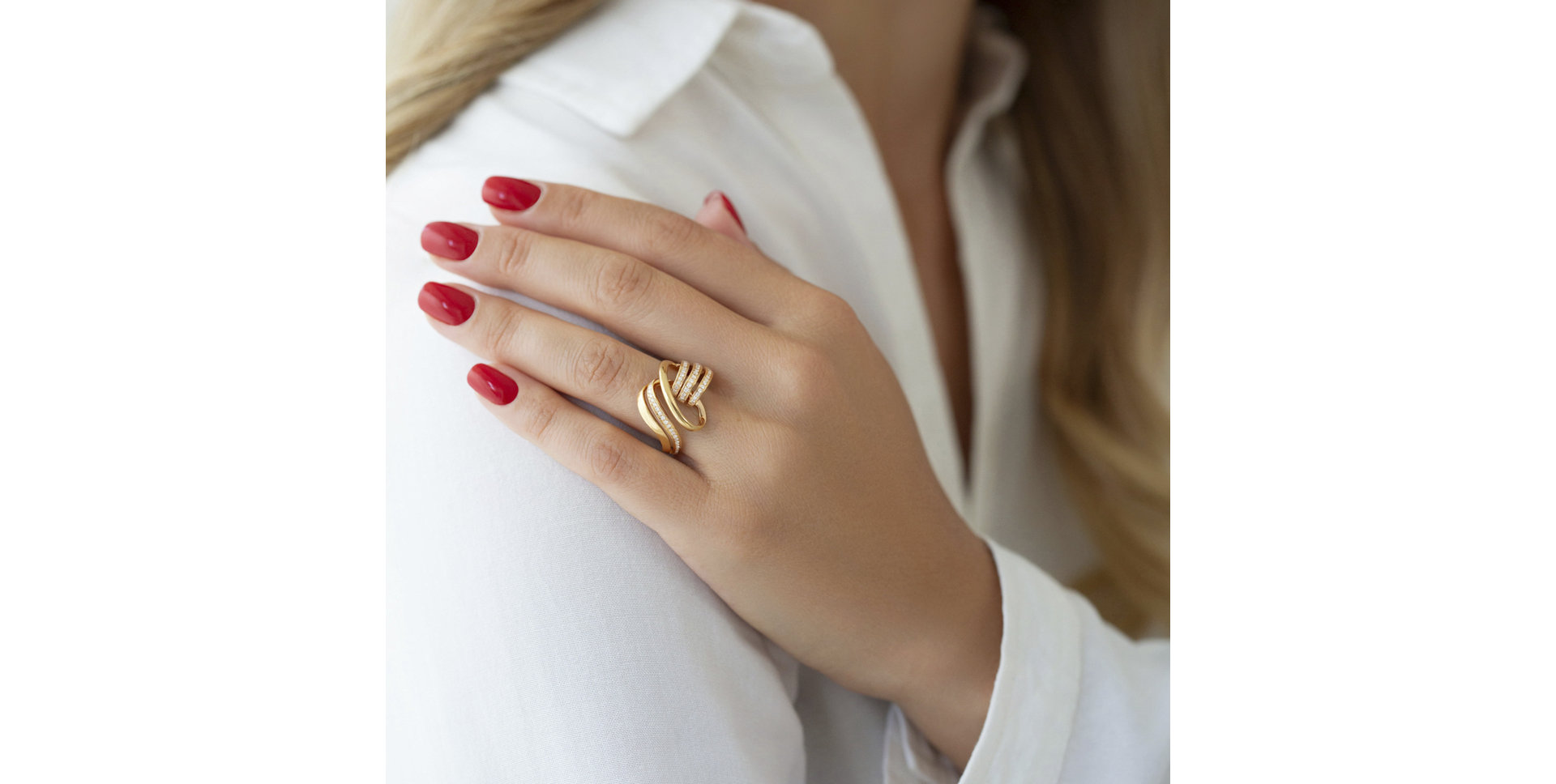 Prsten s diamanty Sunny Knot