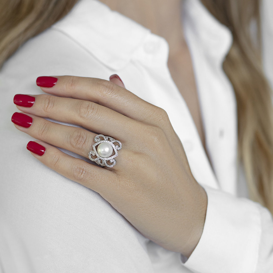 Prsten s perlou a diamanty White Countess