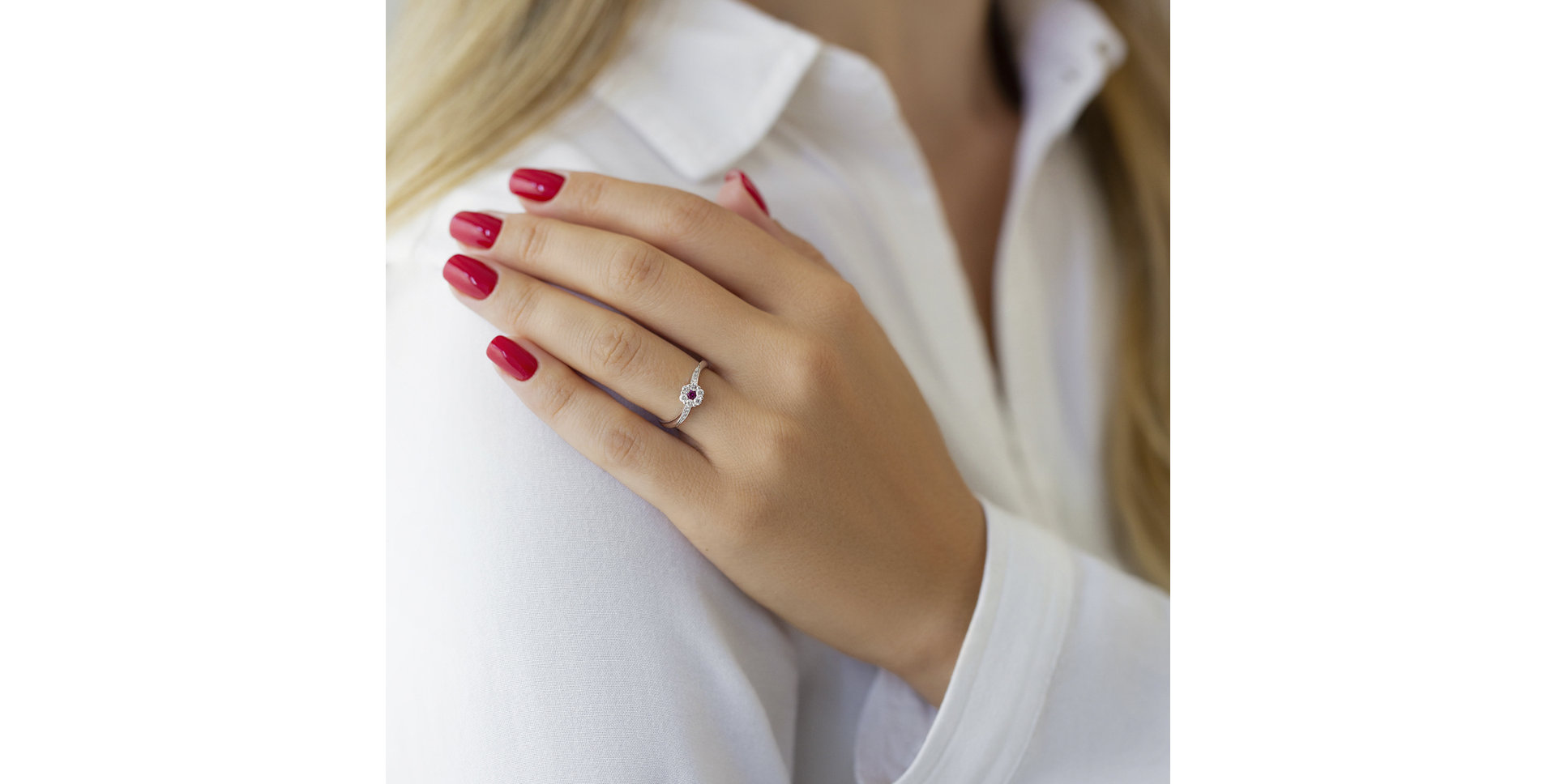 Prsten s rubínem a diamanty Midnight Countess