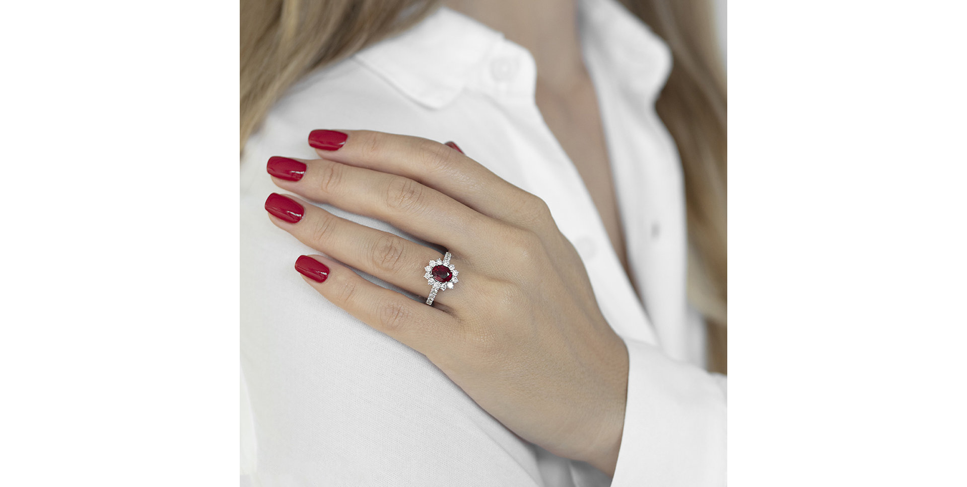 Prsten s rubínem a diamanty Renaissance Poetry