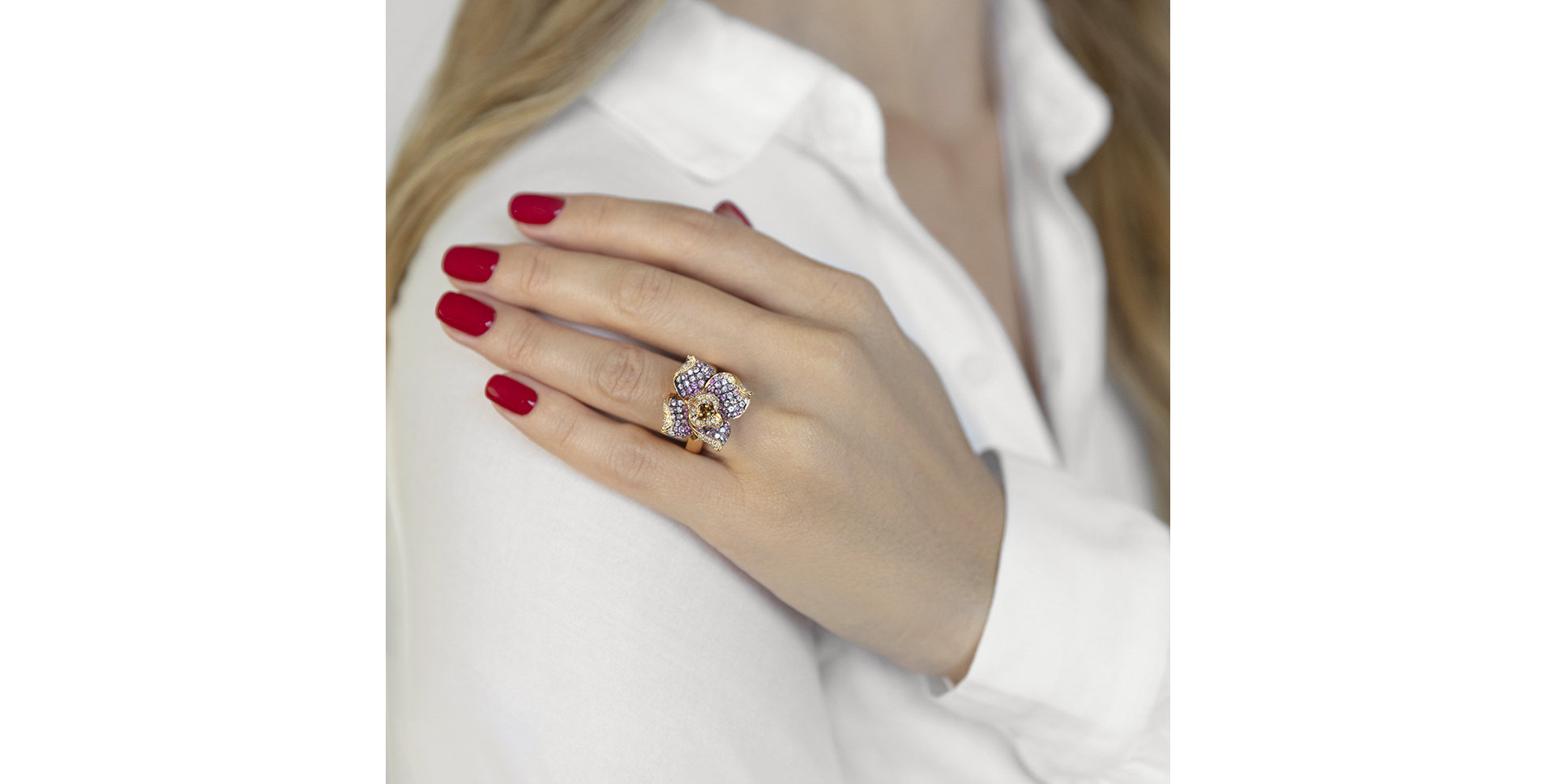 Prsten s diamanty a safíry Venus Orchid