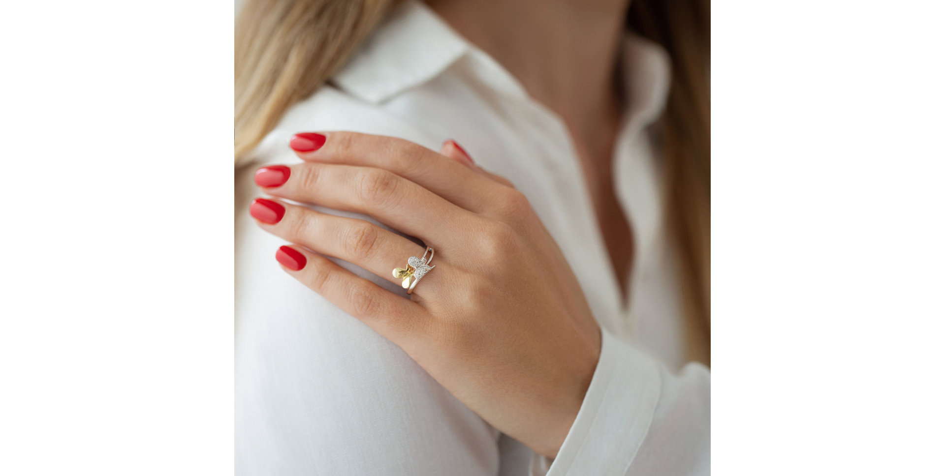 Prsten s diamanty Flying Butterfly