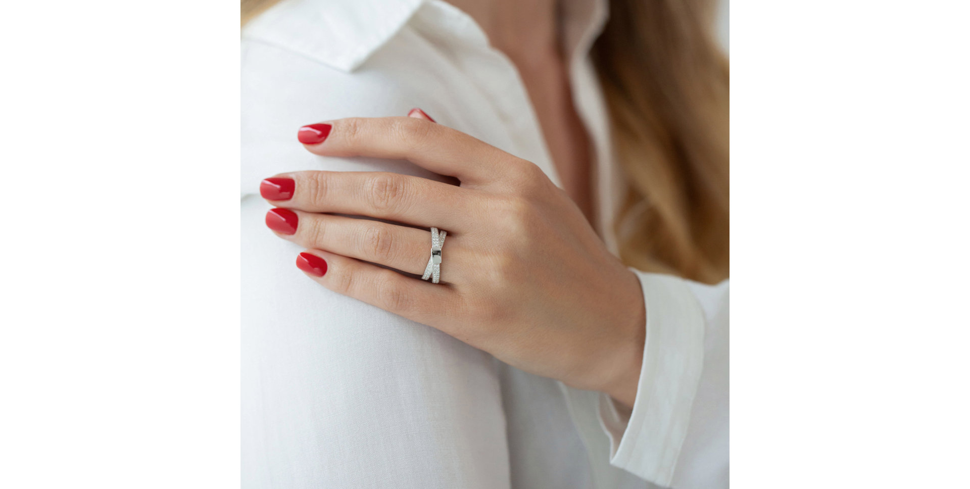 Prsten s diamanty Amazing Ribbon