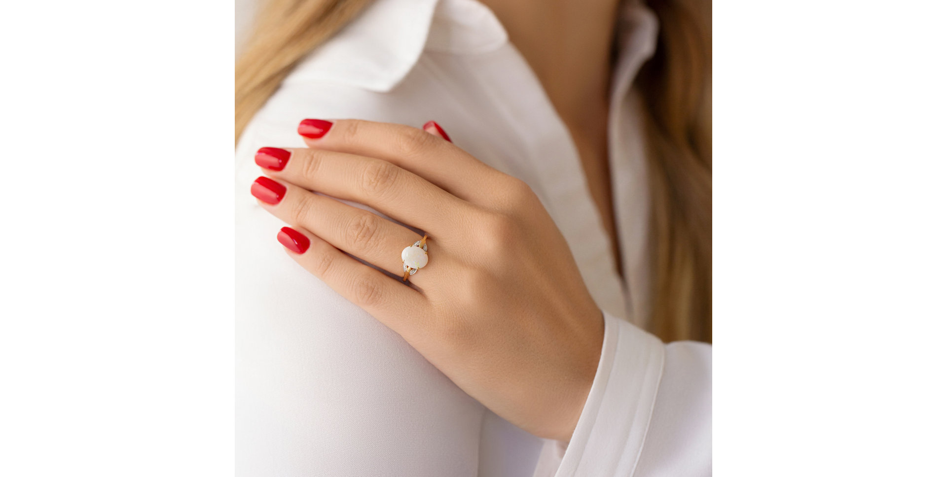 Prsten s opálem a diamanty Maya Neptune