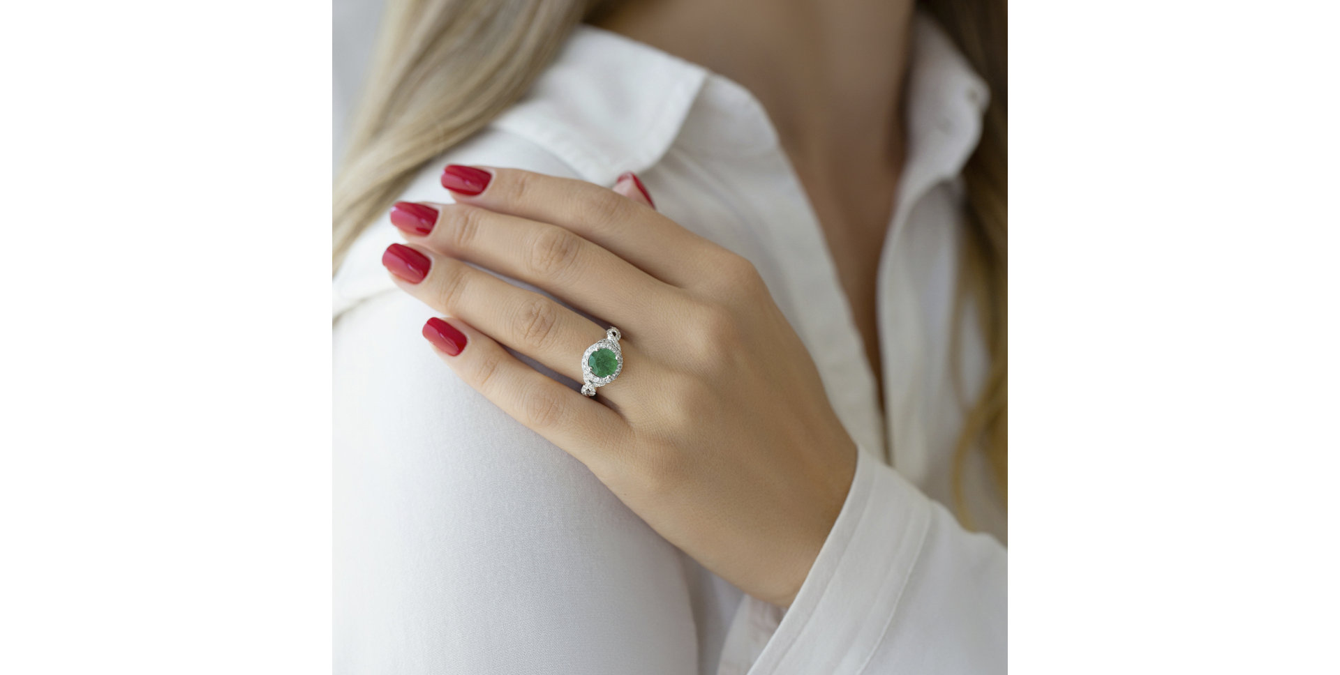 Prsten se smaragdem a diamanty Hawai Desire