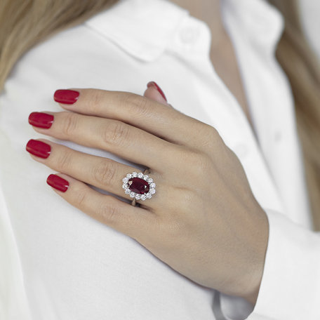 Prsten s rubínem a diamanty Czarina Star
