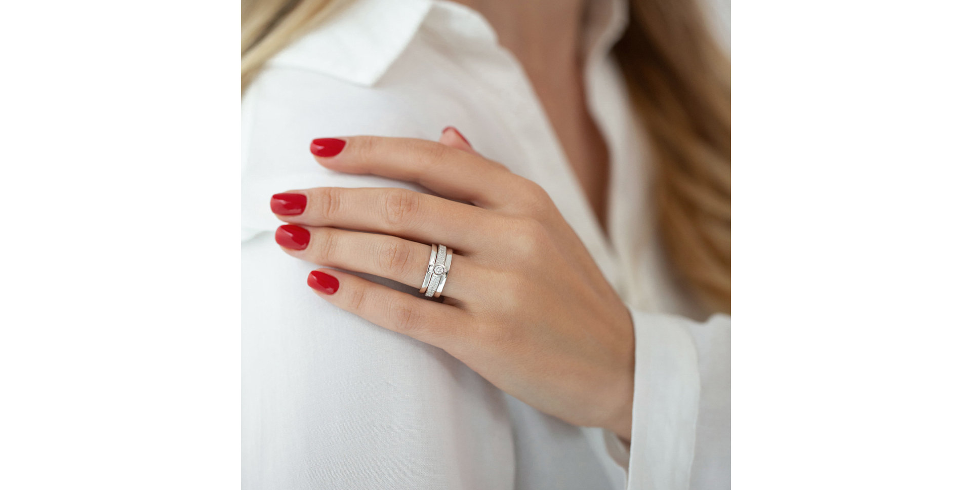 Prsten s černými a bílými diamanty Mélanie