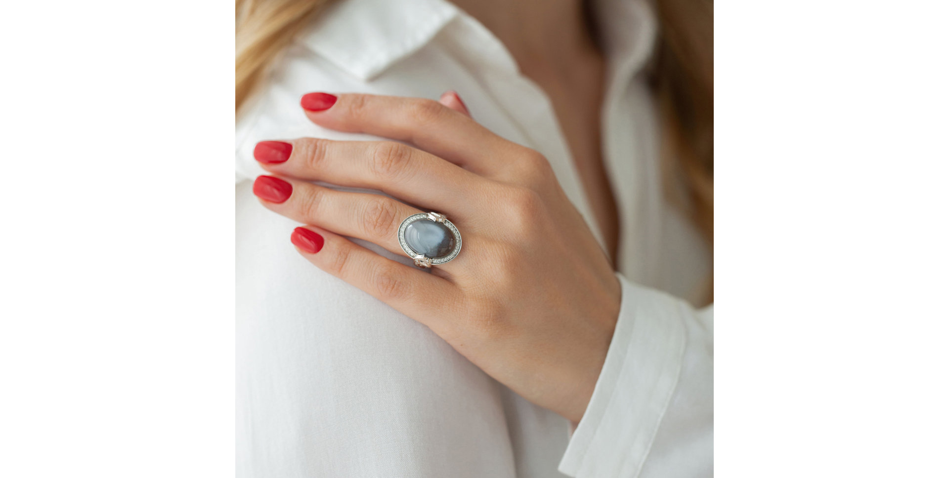 Prsten s chalcedonem a diamanty Baroque Passion