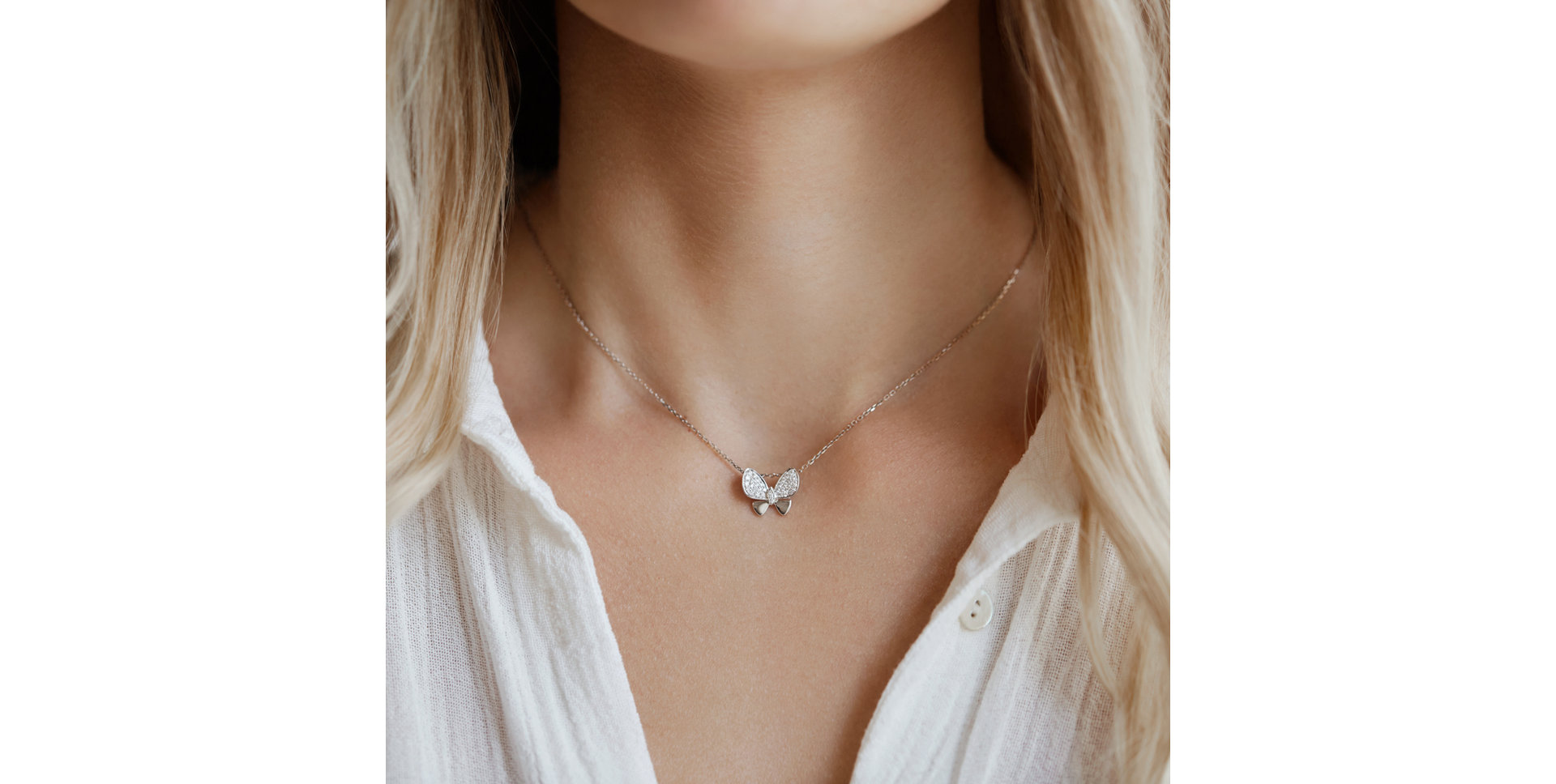 Přívěs s hnědými diamanty Butterfly Night