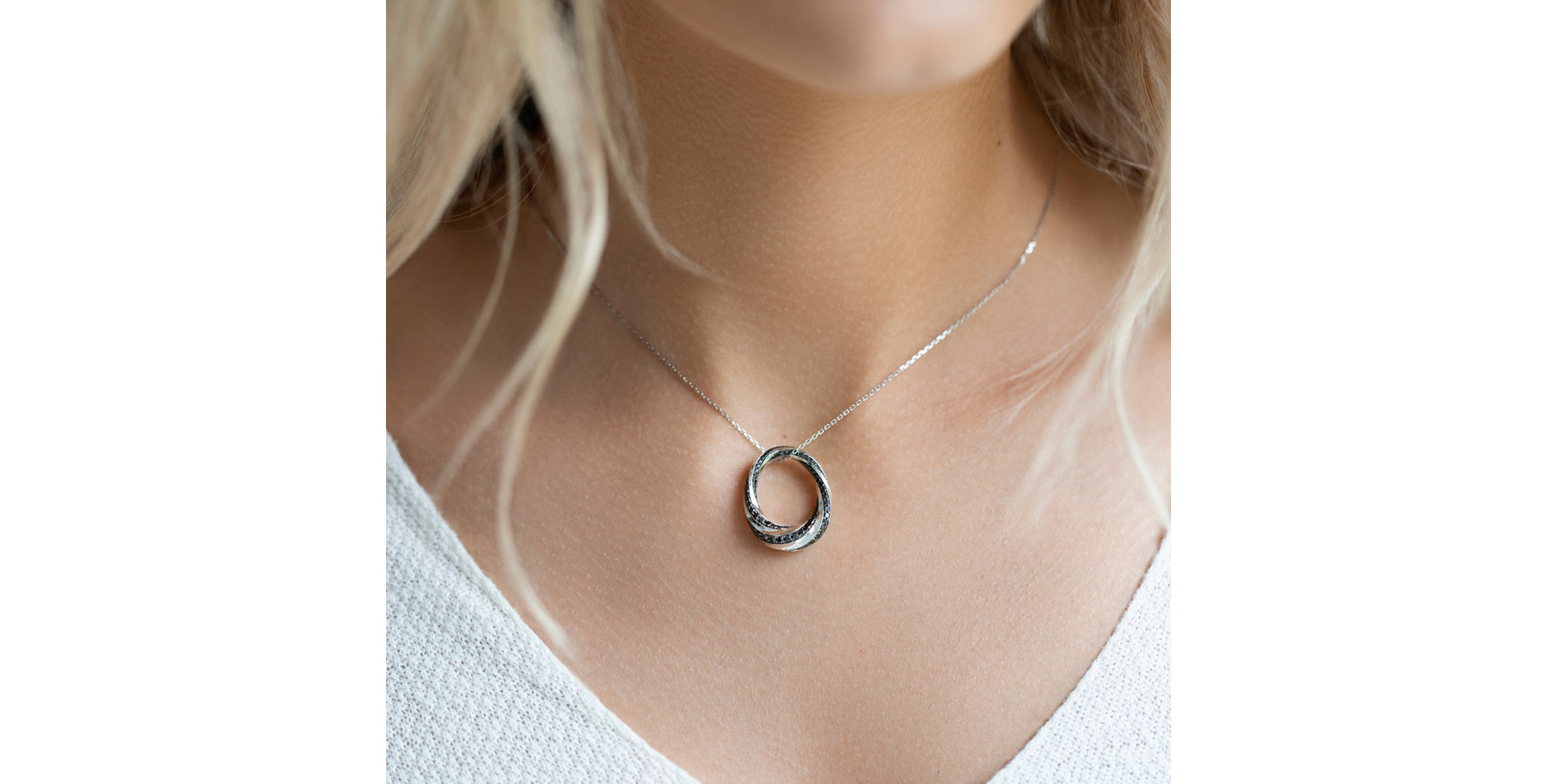 Přívěs s černými diamanty Posh Brilliance