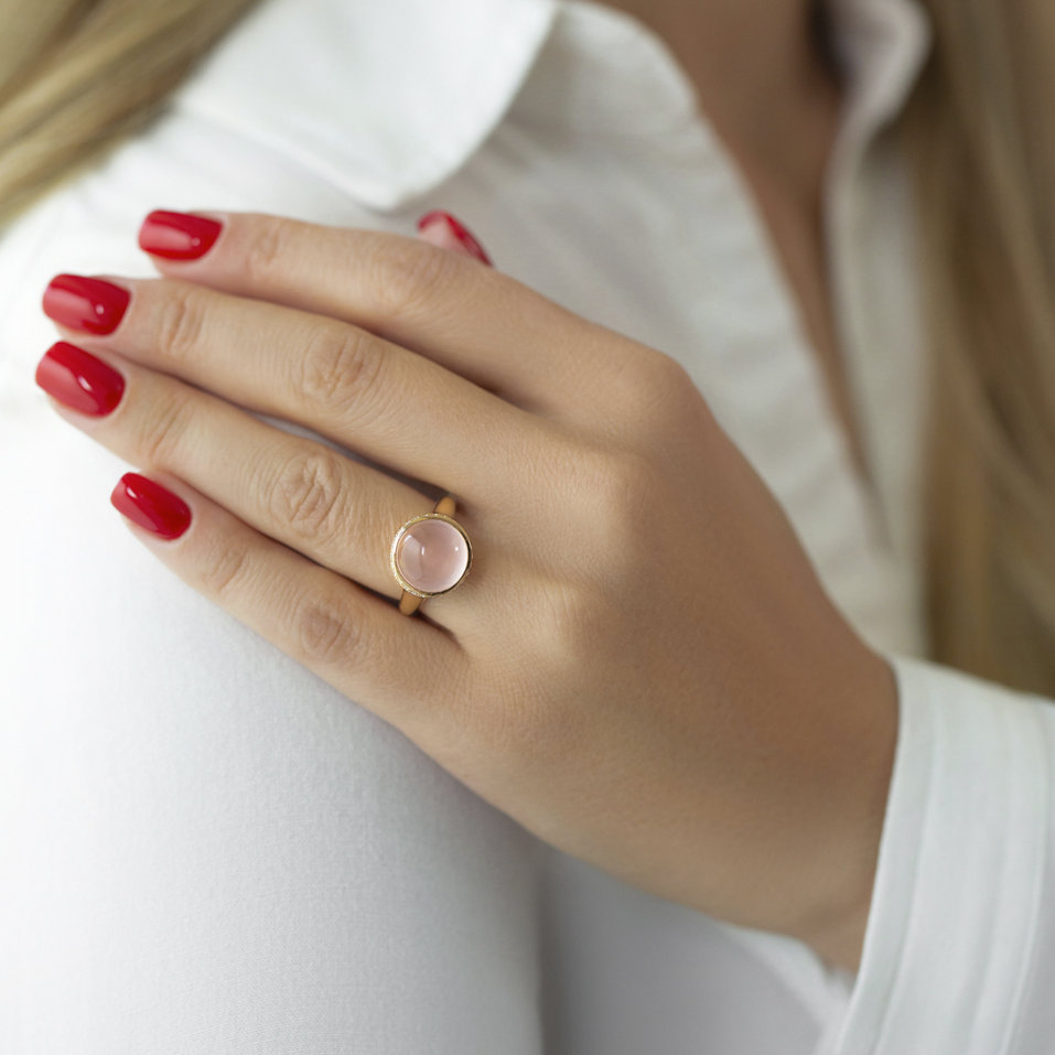 Prsten s růženínem a diamanty Averie