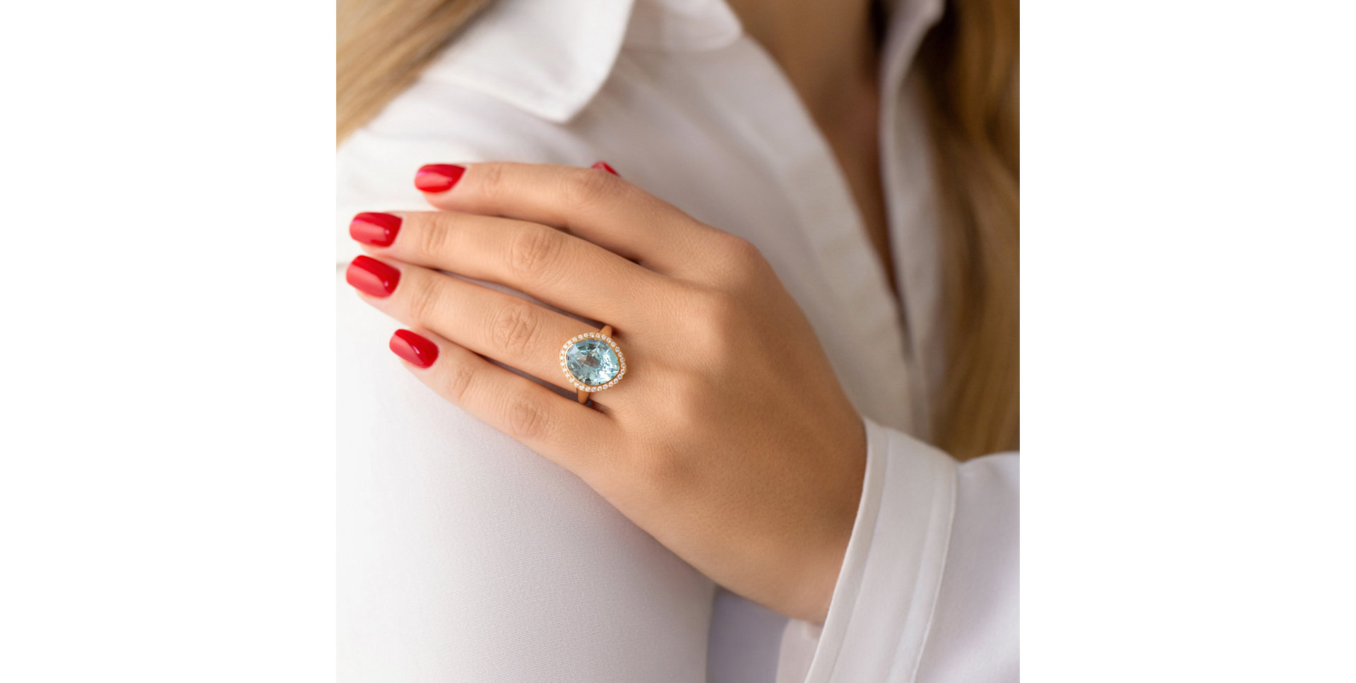 Prsten s topazem a diamanty Meadow